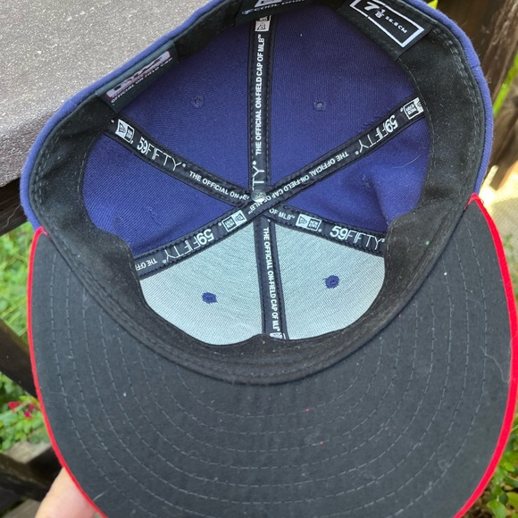 Cleveland Indians Hat - Picture 5 of 8